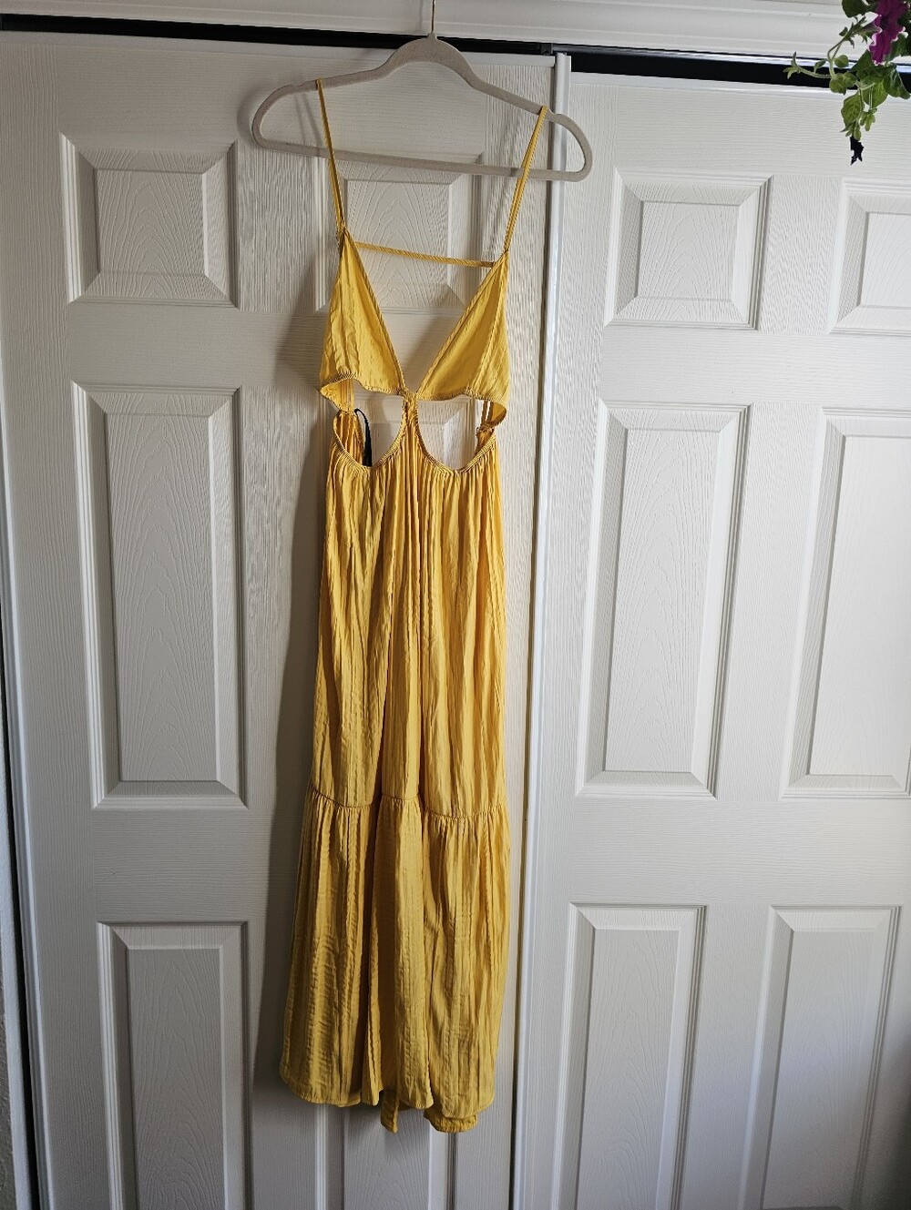 Forever 21 Cutout Backless Dress